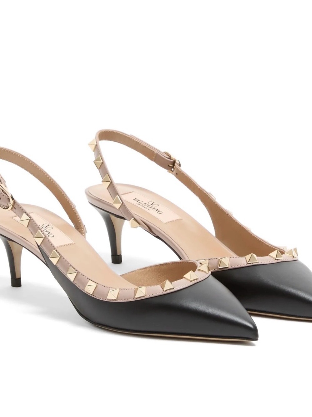 Valentino Garavani Black patent & Nude Rockstud Slingback Pumps. Size 38.5